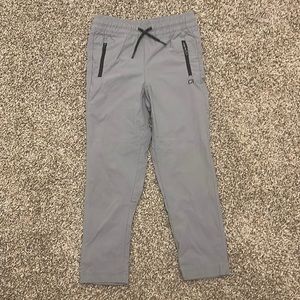 GAP Kids tech fit pants Gray 5T 5 years